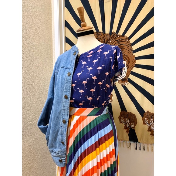 π Stylish flamingo art top - Picture 8 of 8